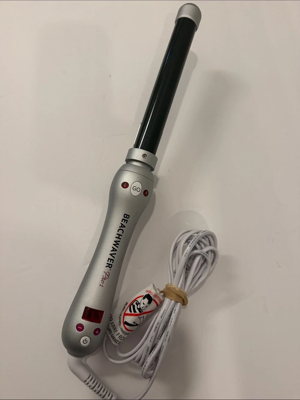 Beachweaver Pro curling iron 1